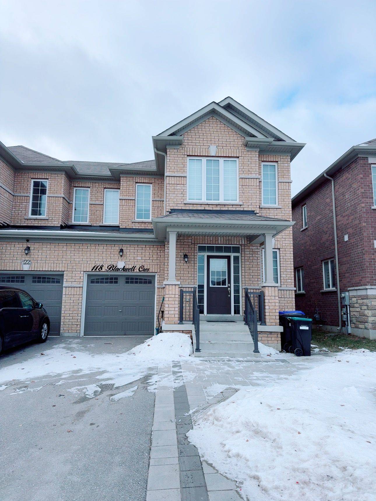Bradford West Gwillimbury, ON L3Z 4L4,118 Blackwell CRES #Bsmt