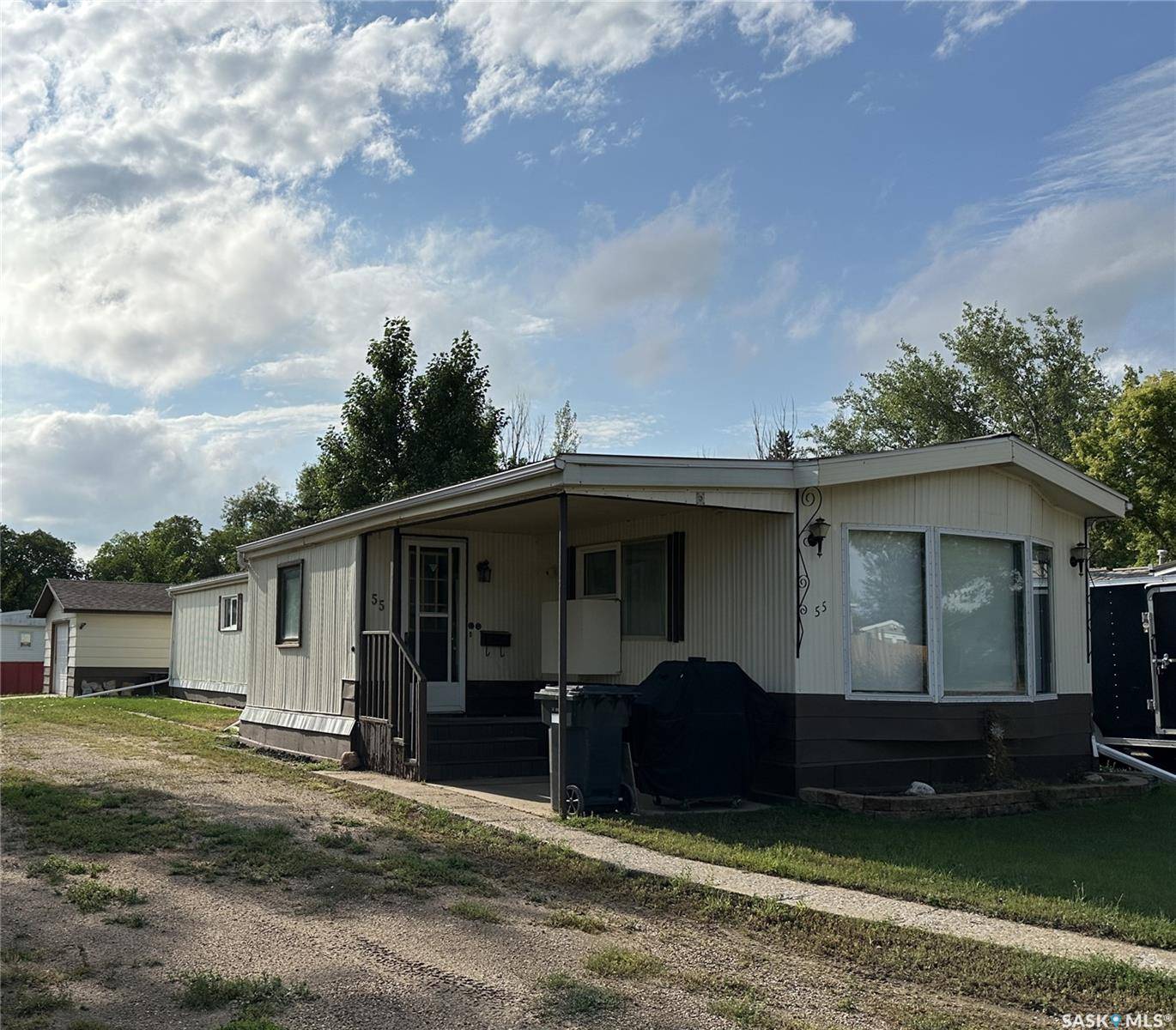 Weyburn, SK S4H 1L5,55 14th STREET
