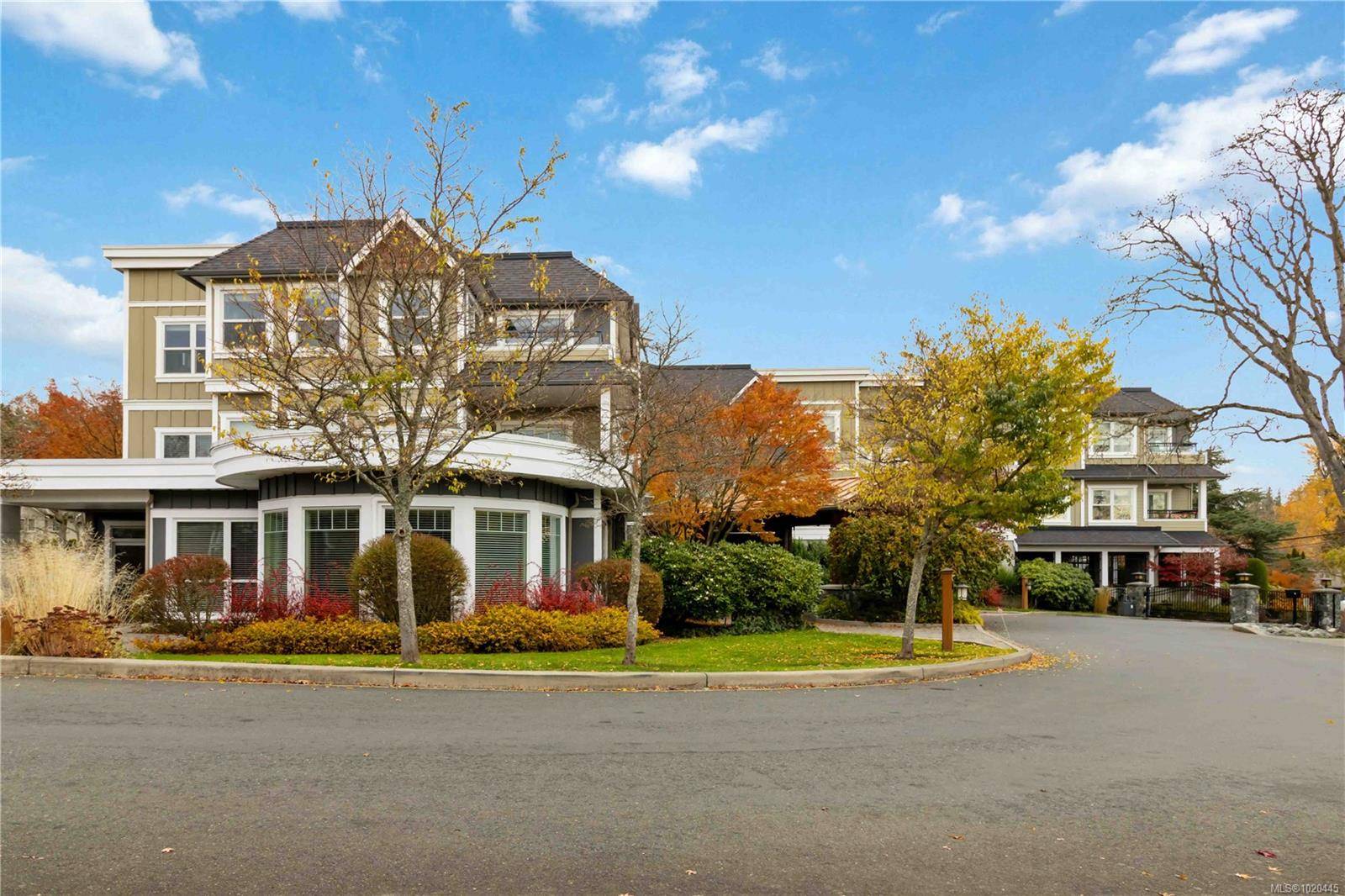 North Saanich, BC V8L 0A3,10520 McDonald Park Rd #201