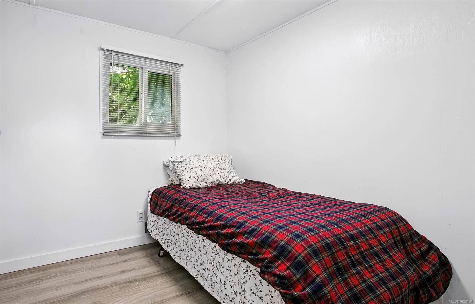 Langford, BC V9B 4C9,2780 Spencer Rd #57