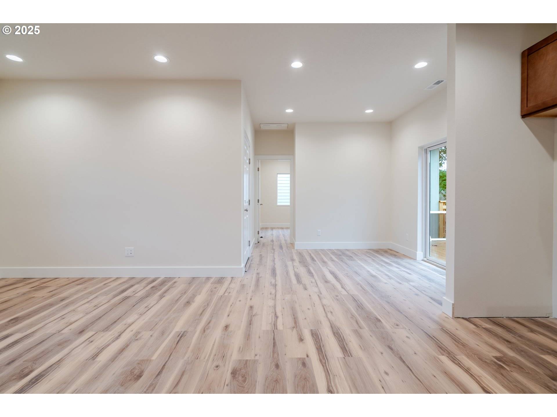 Sweet Home, OR 97386,1423 45TH AVE