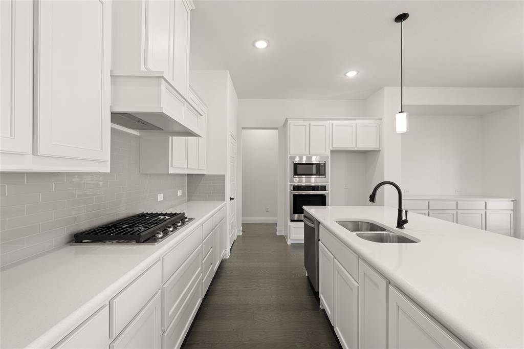 Granbury, TX 76049,345 Paddle Boat Drive