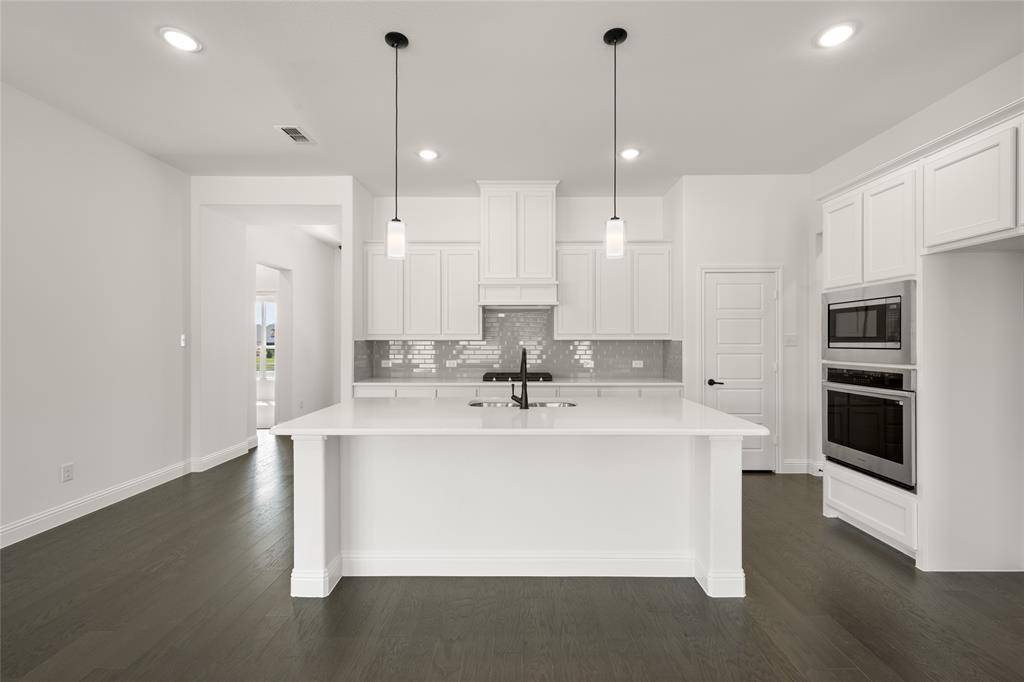 Granbury, TX 76049,345 Paddle Boat Drive