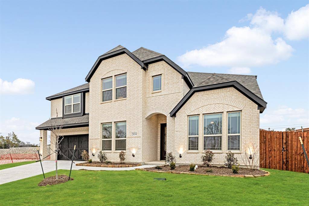 Desoto, TX 75115,2034 Cascades Court