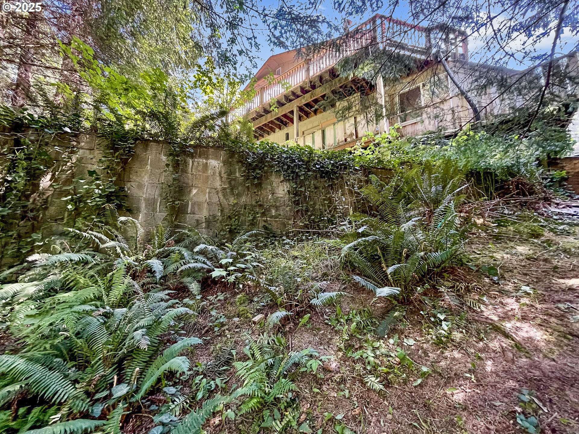 Brookings, OR 97415,95629 CAPE FERRELO RD