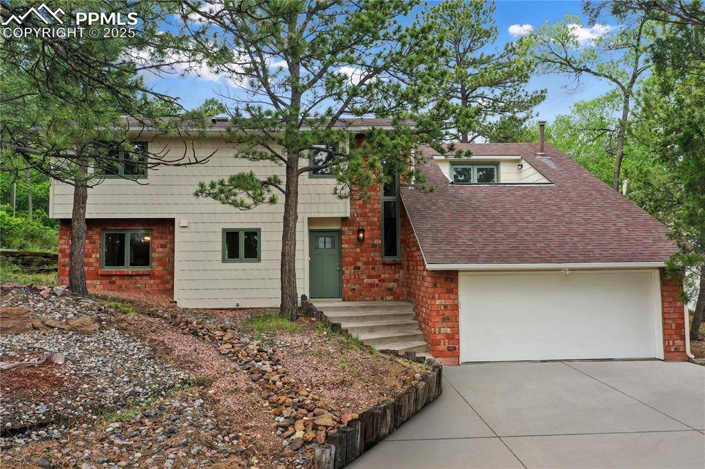 Colorado Springs, CO 80919,595 Wintery CIR