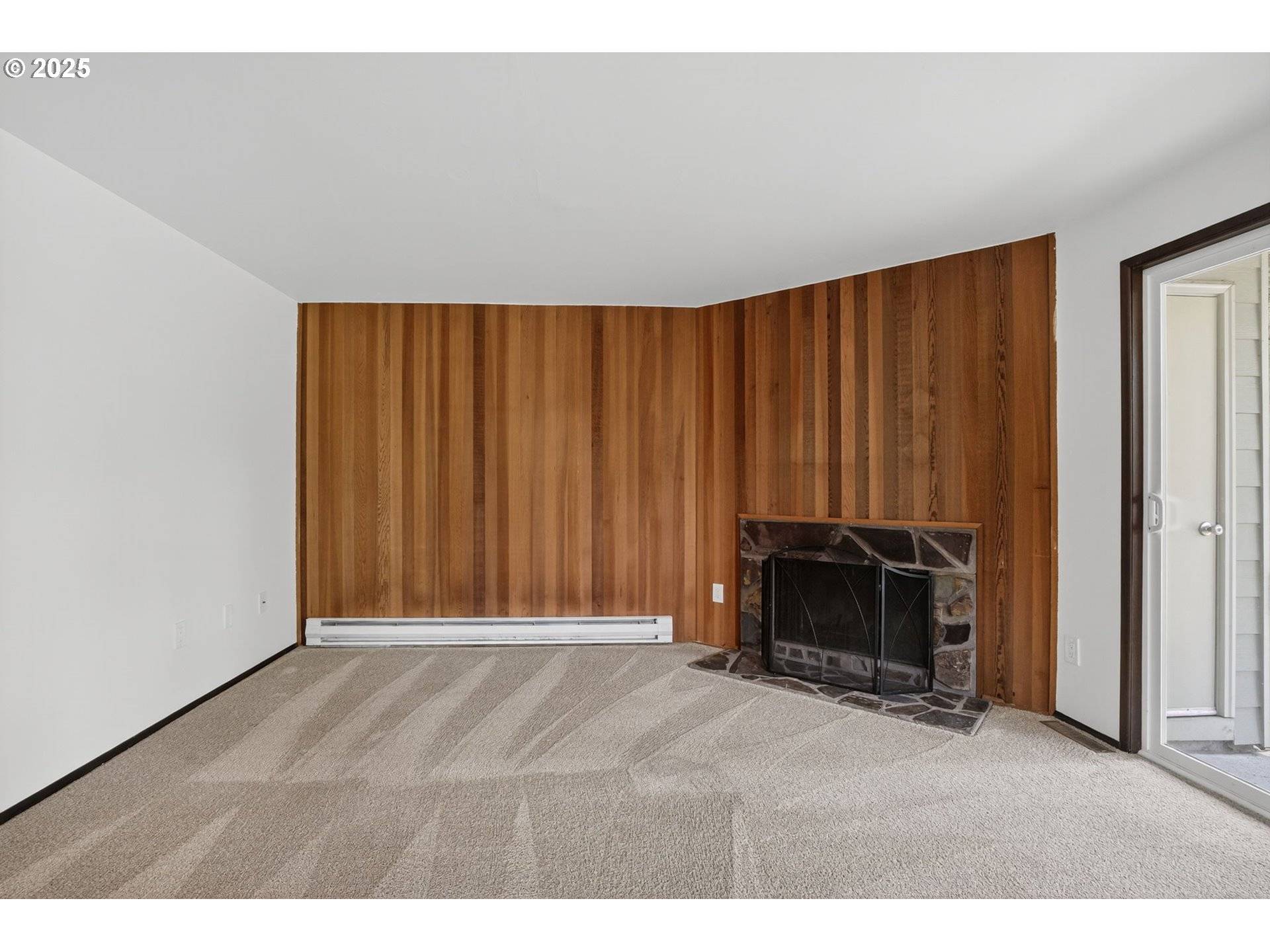 Portland, OR 97229,5170 NW NEAKAHNIE AVE #1