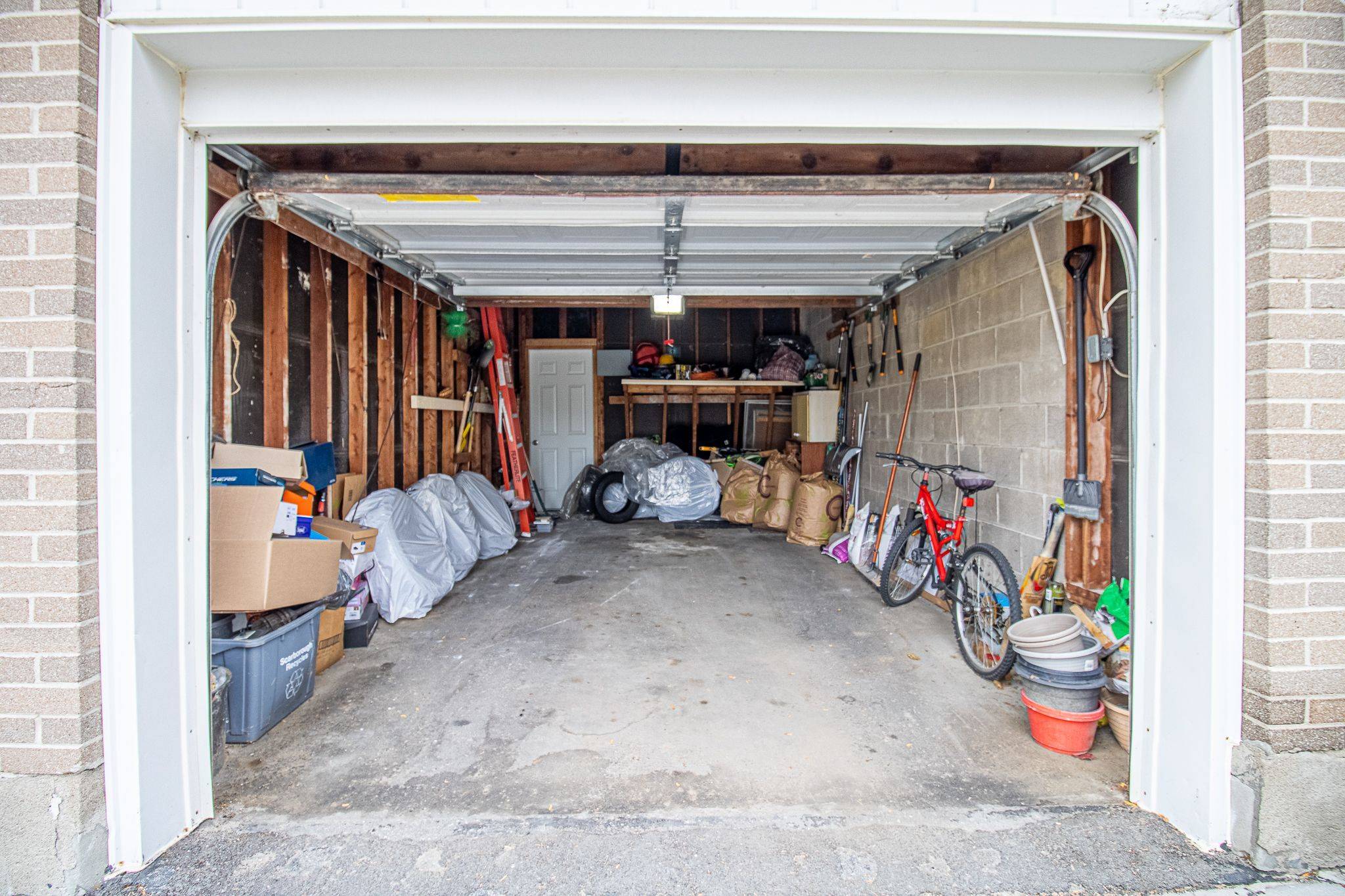 Toronto E09, ON M1H 2L2,37 Albacore CRES