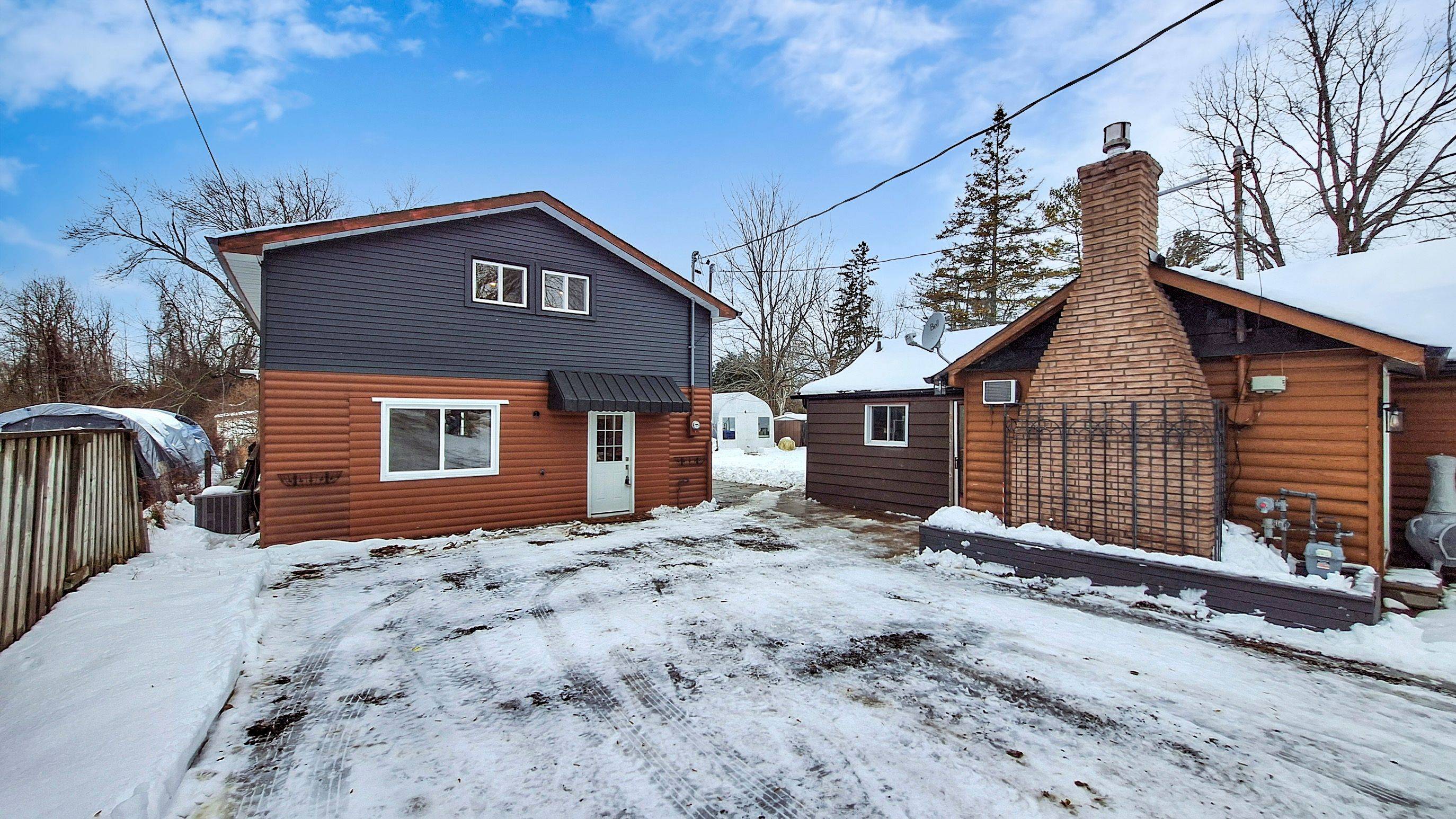 Georgina, ON L0E 1N0,31474 Lakeridge RD