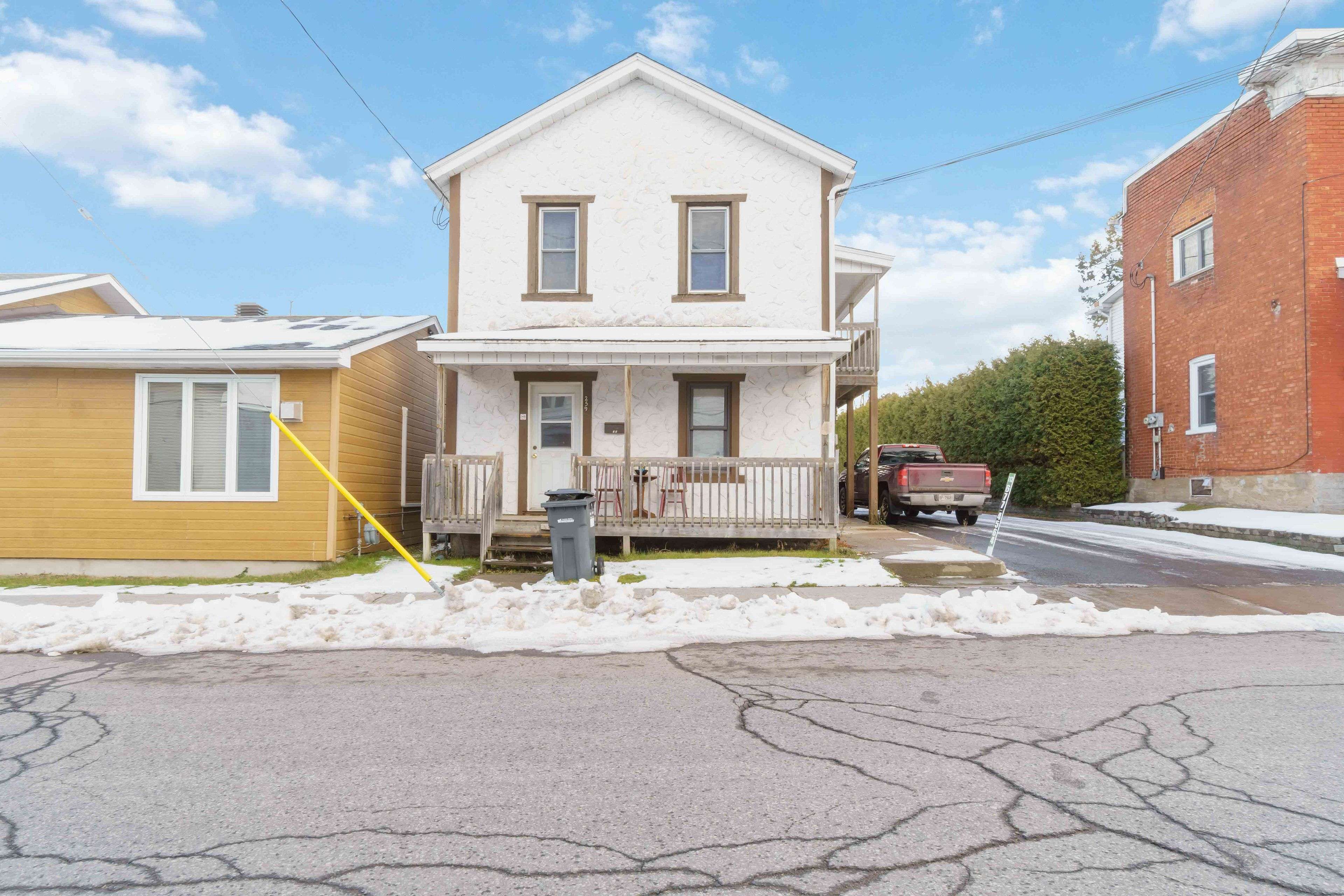 Hawkesbury, ON K6A 1Z2,259 Hamilton ST