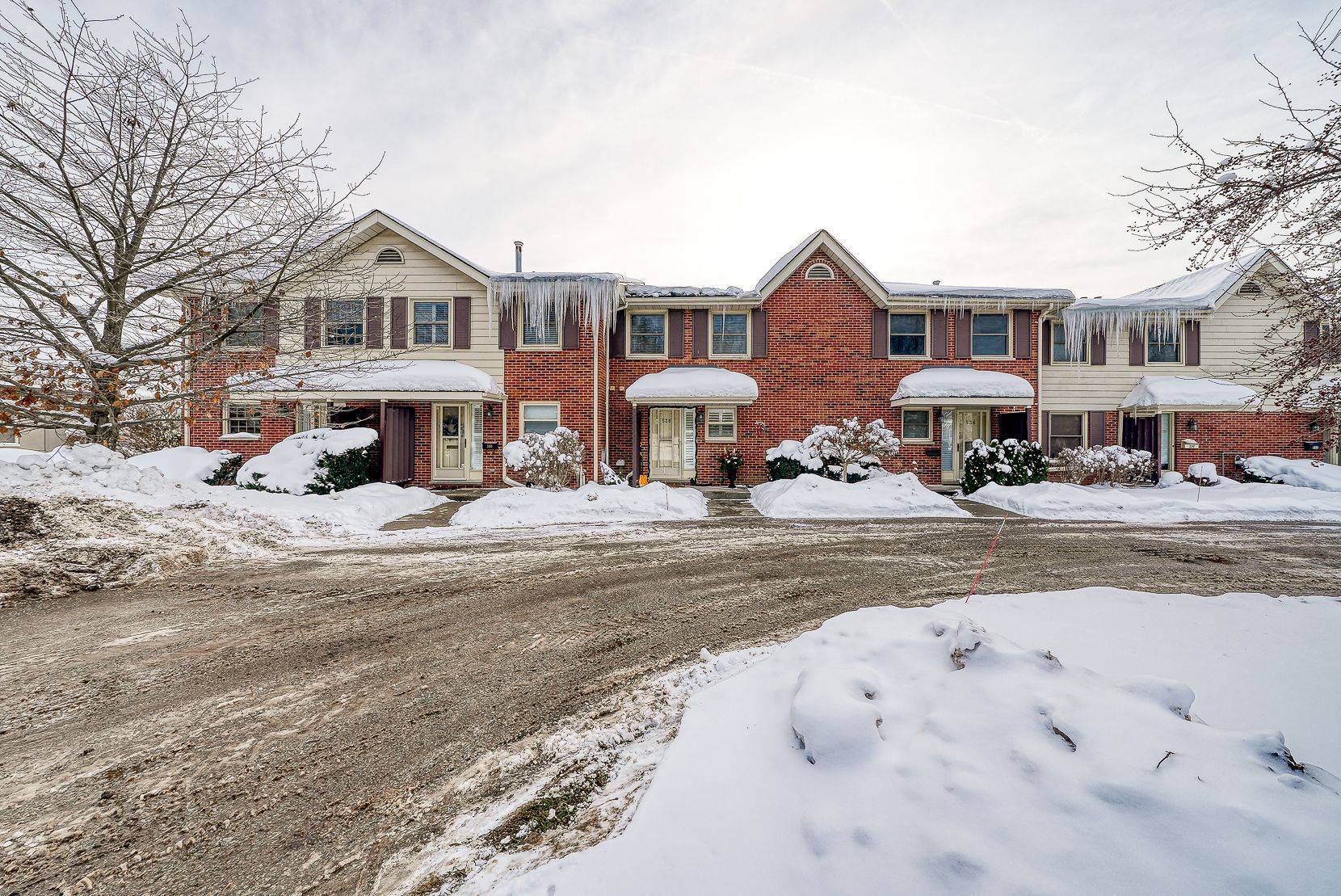 Woodstock, ON N4S 4Y2,538 Ingersoll AVE