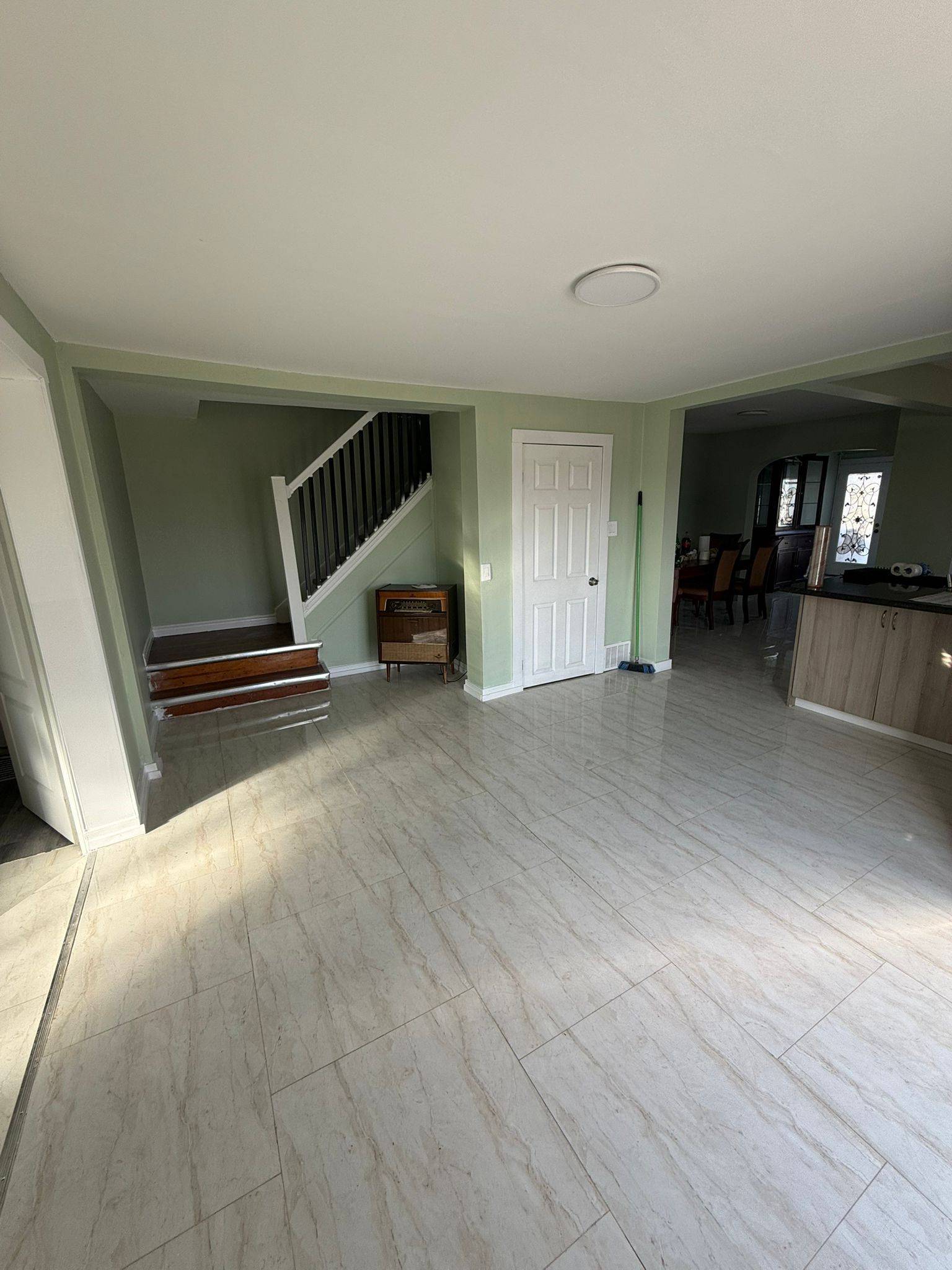 Thorold, ON L2V 1E6,125 Davis ST