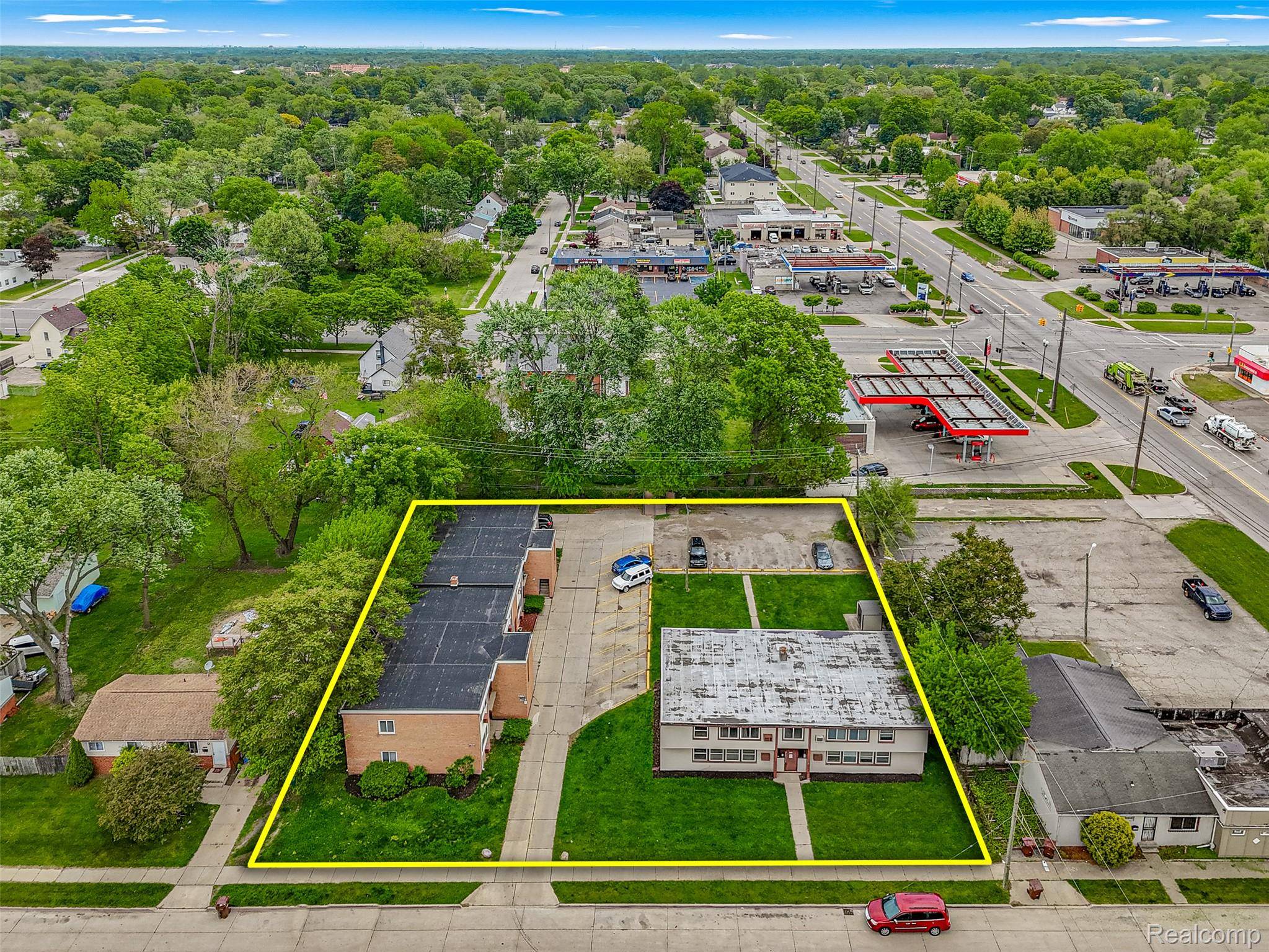 Dearborn, MI 48184,5701-5707 Woodward ST