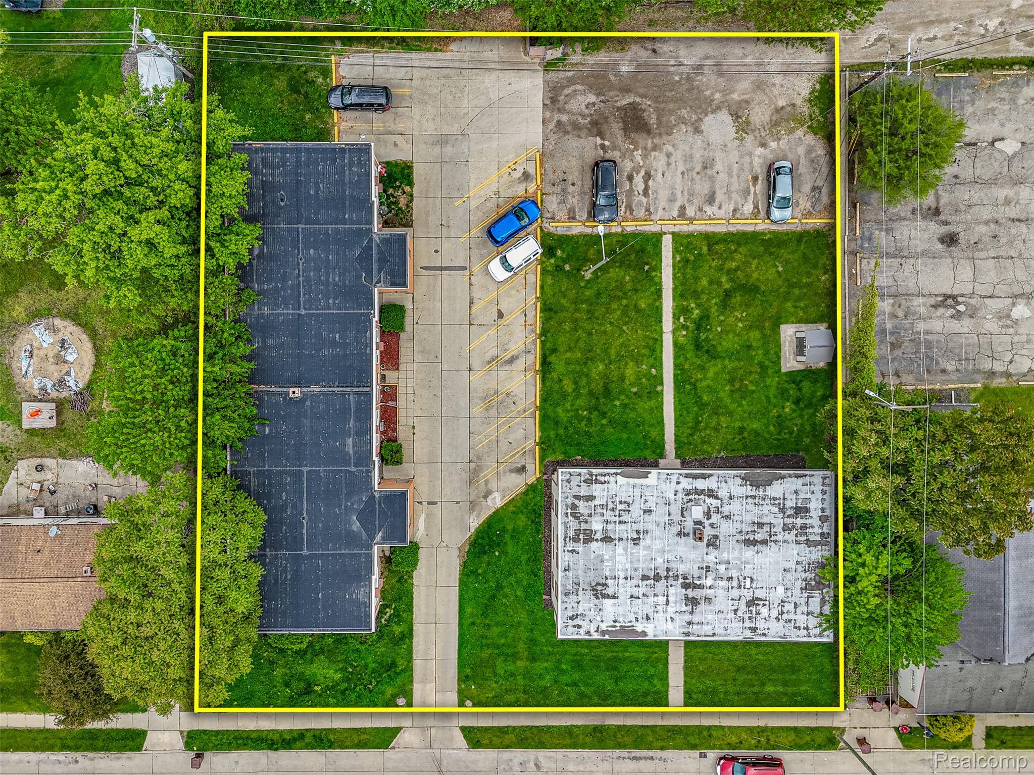 Dearborn, MI 48184,5701-5707 Woodward ST