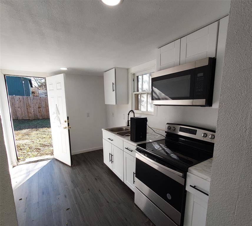 Denison, TX 75020,1324 W Morton Street