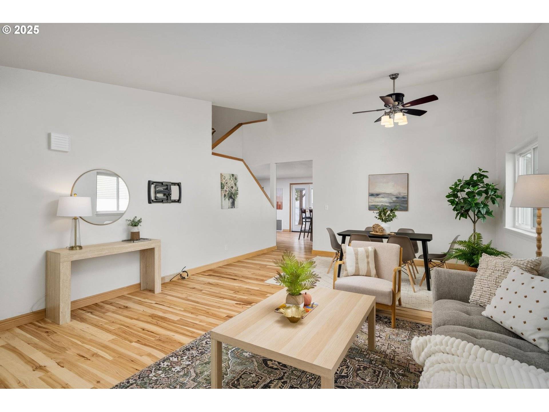 Hillsboro, OR 97123,1935 SE 52ND AVE