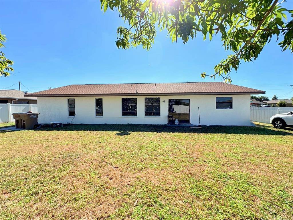 Cape Coral, FL 33990,1117 SE 19th Ter