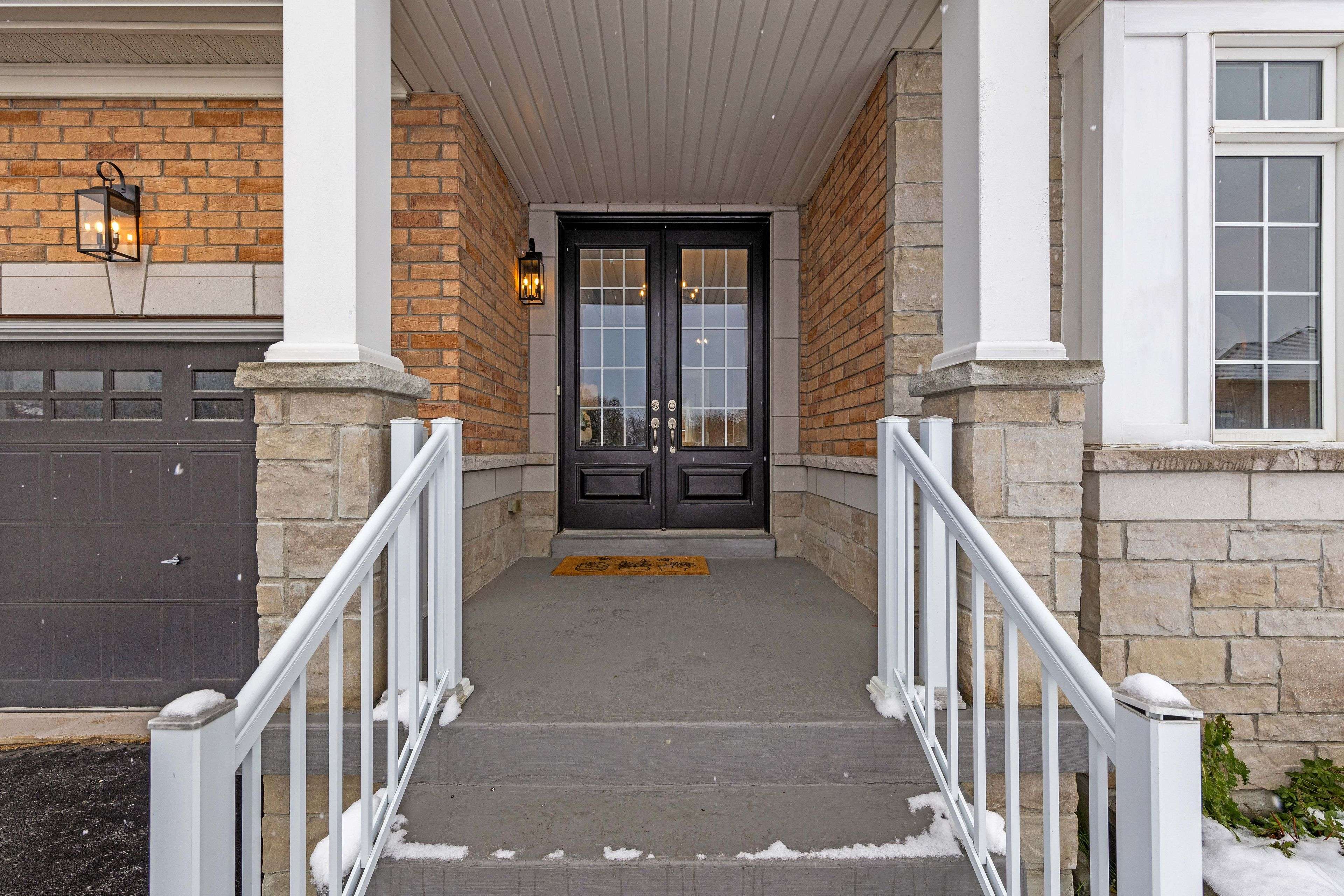 East Gwillimbury, ON L0G 1M0,16 Vivian Creek RD