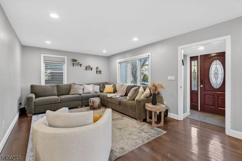 Clifton City, NJ 07014,301 South Pkwy