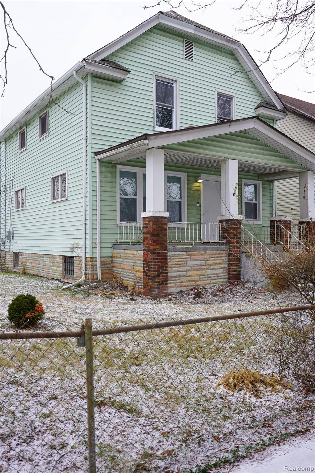 Detroit, MI 48238,2016 W Grand ST