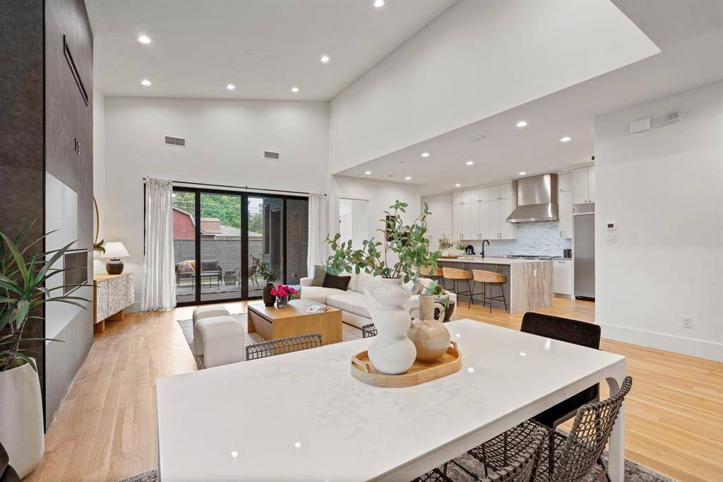 Dallas, TX 75238,9019 Liptonshire Drive