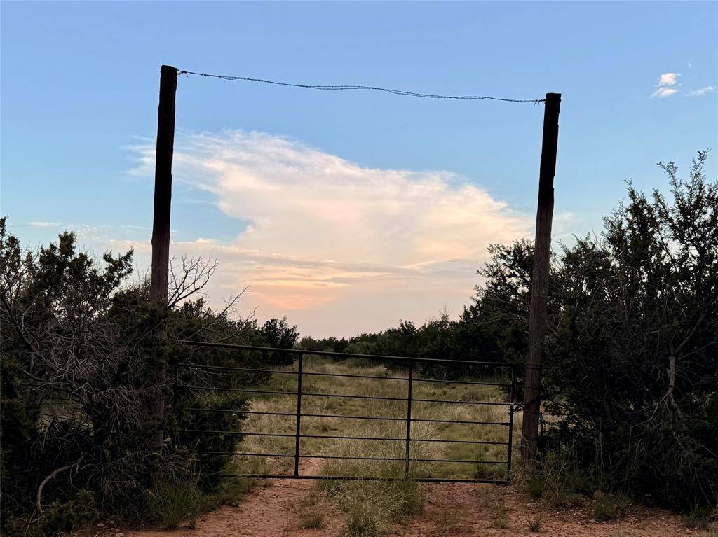 Quanah, TX 79252,1400 Hammond Road