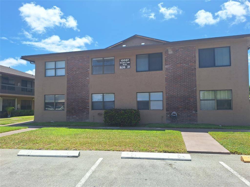 Sunrise, FL 33351,10037 Winding Lake Rd #102