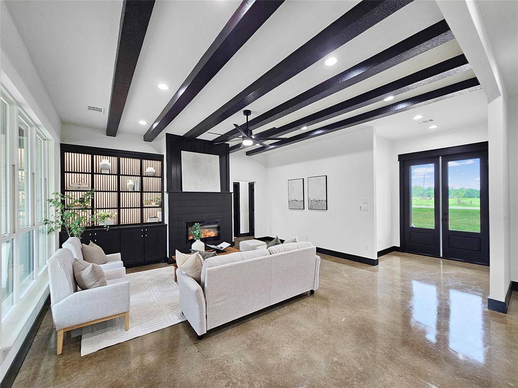 Mabank, TX 75147,35857 FM 47