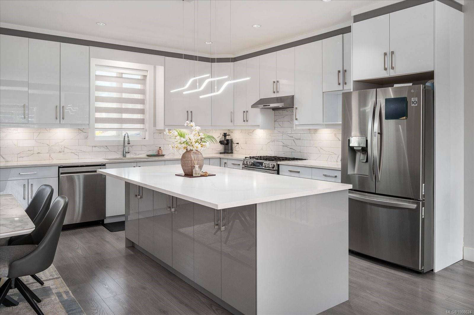 Nanaimo, BC V9T 5K5,4168 Uplands Dr