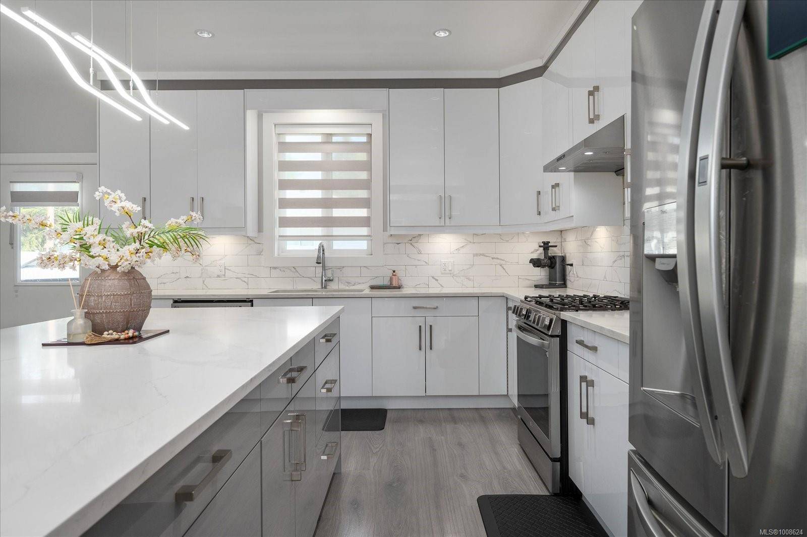 Nanaimo, BC V9T 5K5,4168 Uplands Dr