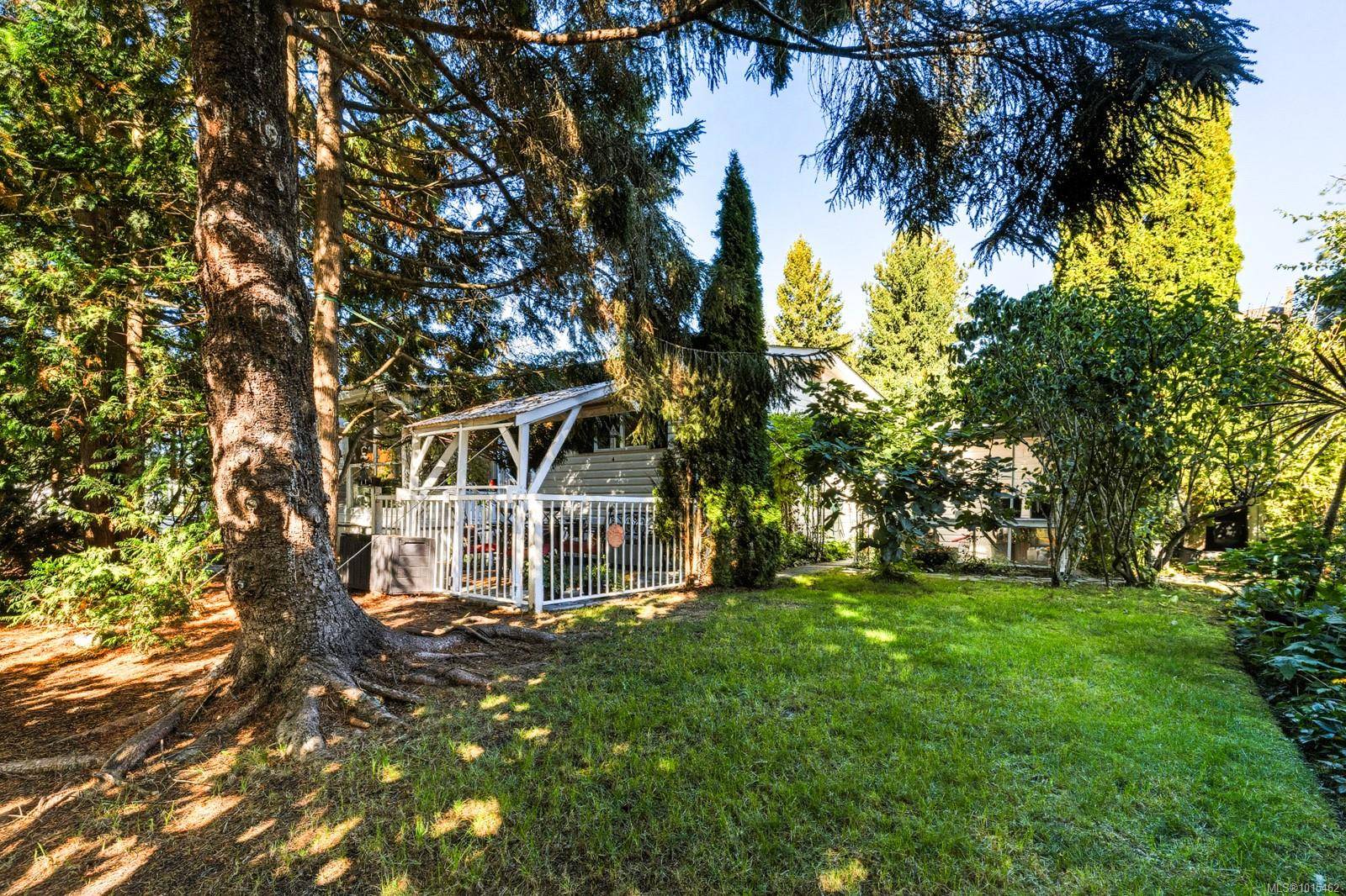 Duncan, BC V9L 5K5,1927 Tzouhalem Rd #12