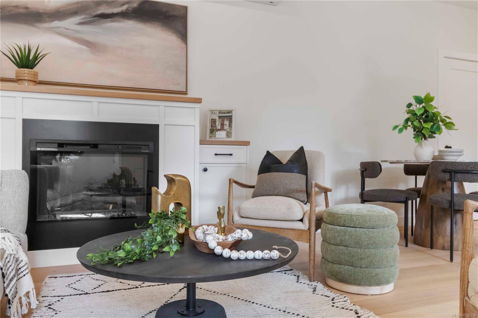 Victoria, BC V9A 2Z5,633 Belton Ave #1