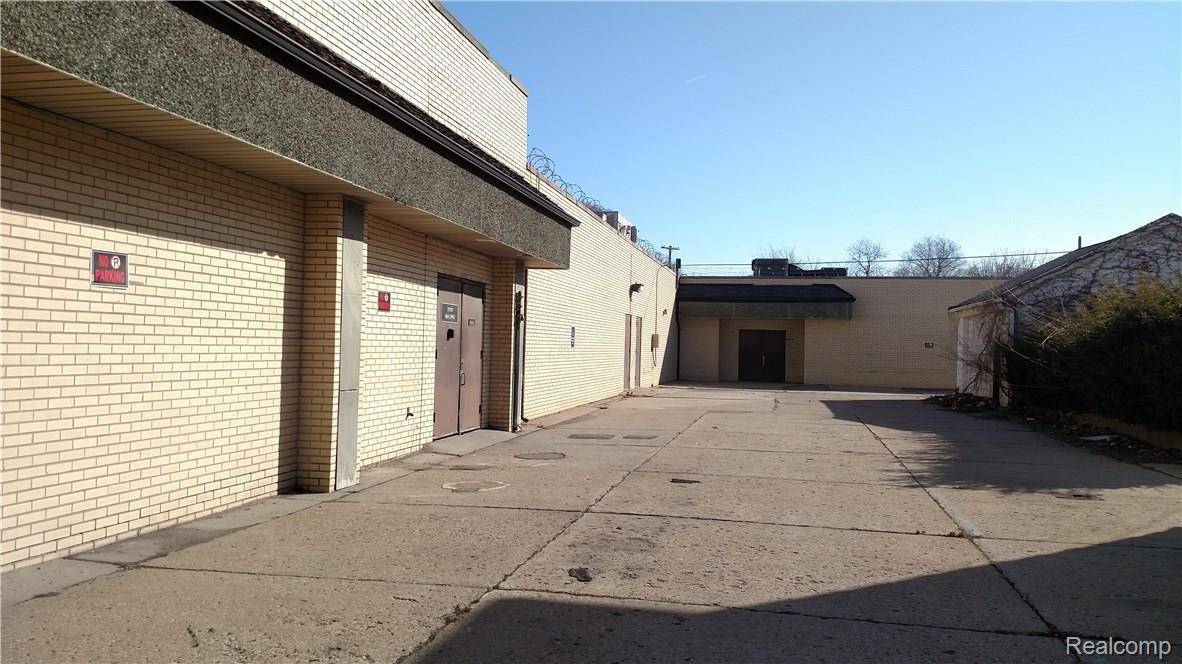 Detroit, MI 48234,17910 VAN DYKE ST