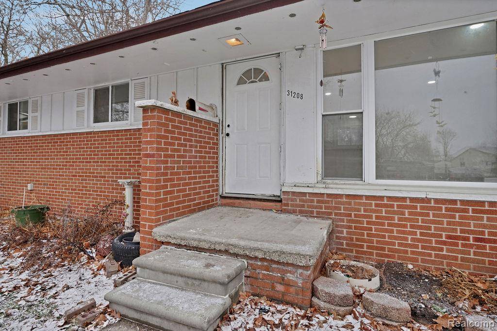 Westland, MI 48185,31208 Windsor ST
