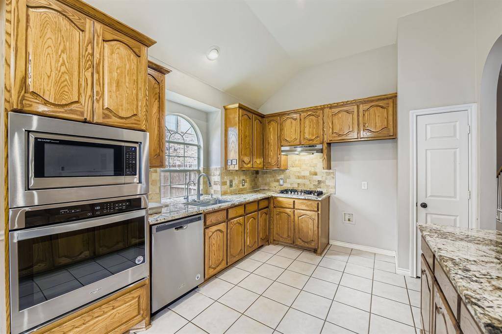 Fort Worth, TX 76179,7132 Denver City Drive