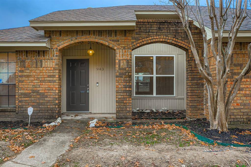 Desoto, TX 75115,943 Aspen Drive