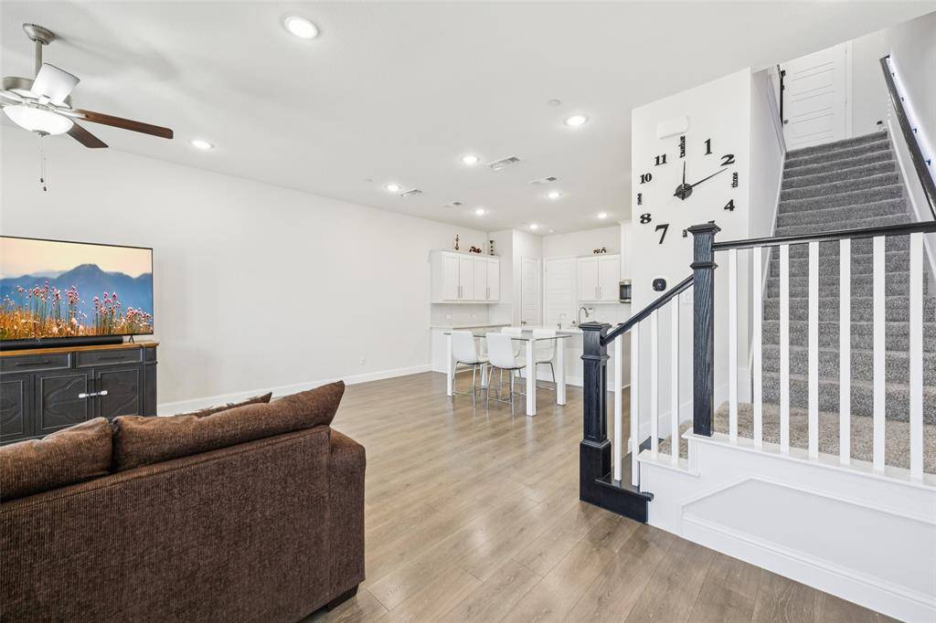 Farmers Branch, TX 75234,12986 Jk Ojha Street