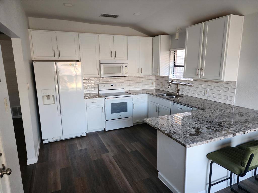 Watauga, TX 76148,8240 Willis Lane