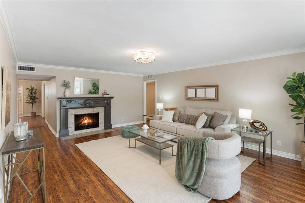 Dallas, TX 75248,15923 Preston Road #1003