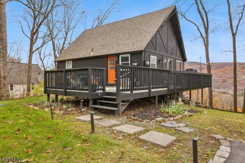 Vernon Twp., NJ 07462,24 Peach Tree Rd