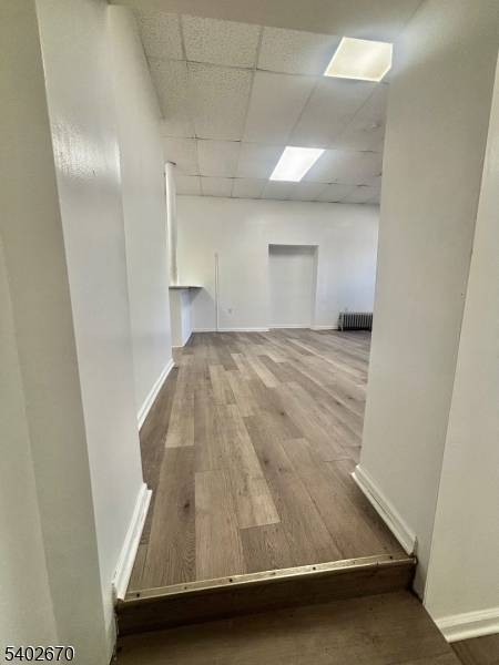 Newark City, NJ 07112,402 Hawthorne Ave