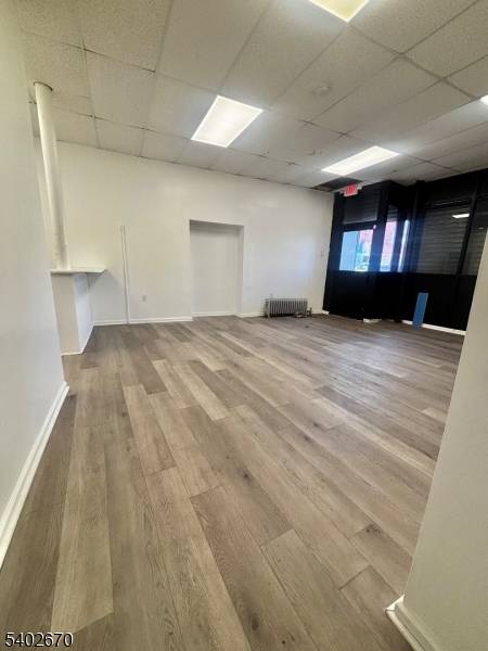 Newark City, NJ 07112,402 Hawthorne Ave