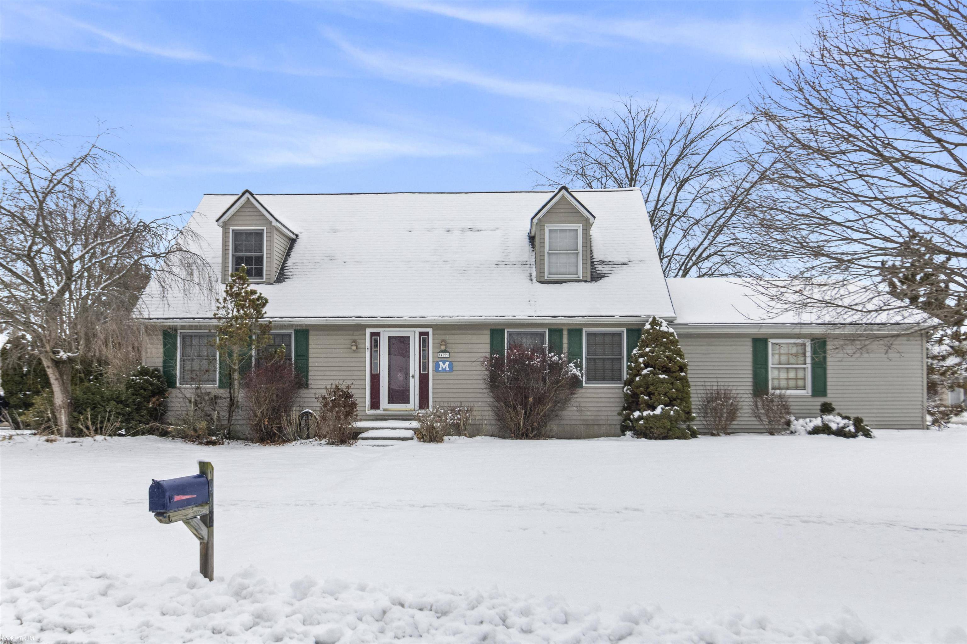 Marysville, MI 48040,422 Colorado AVE