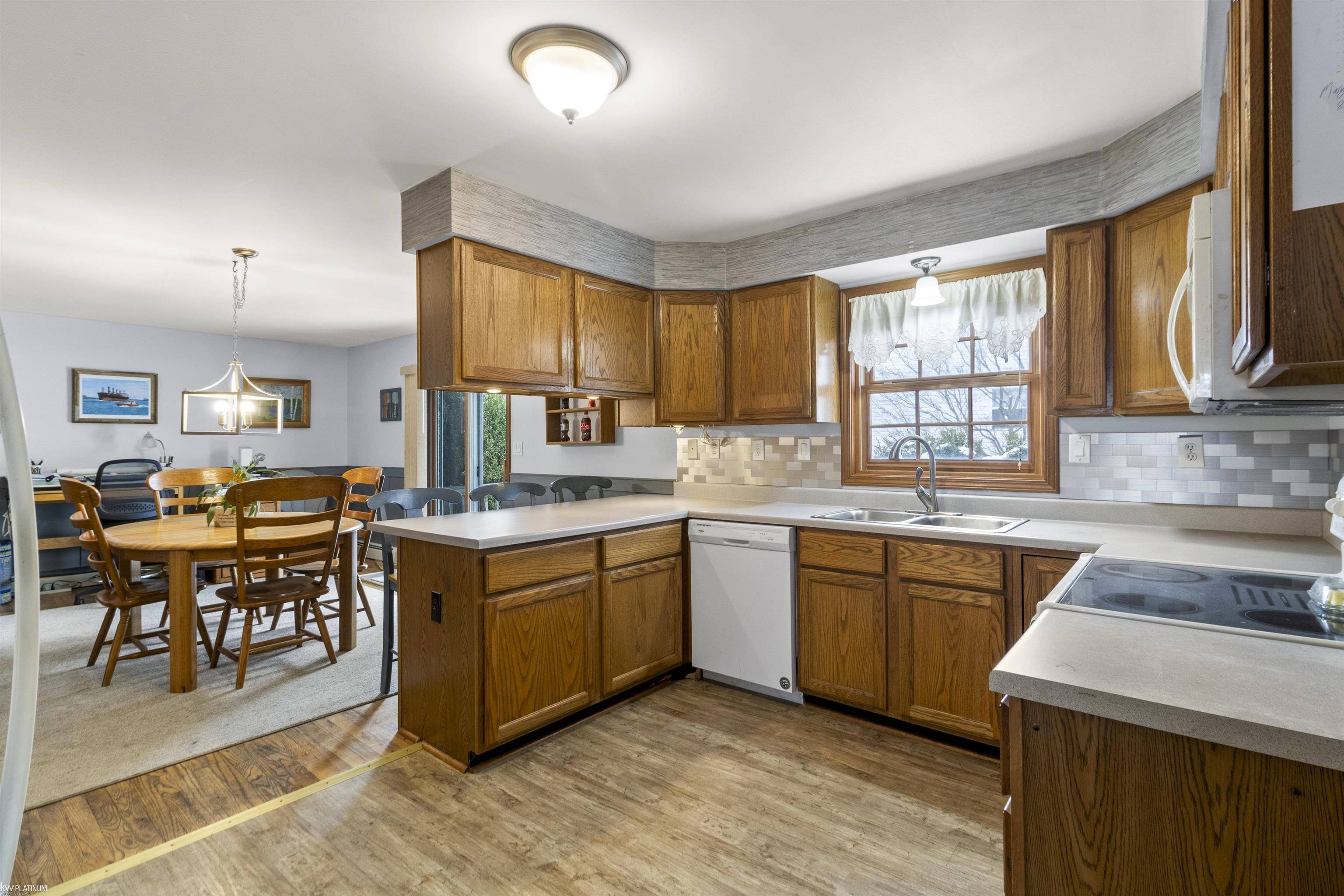 Marysville, MI 48040,422 Colorado AVE