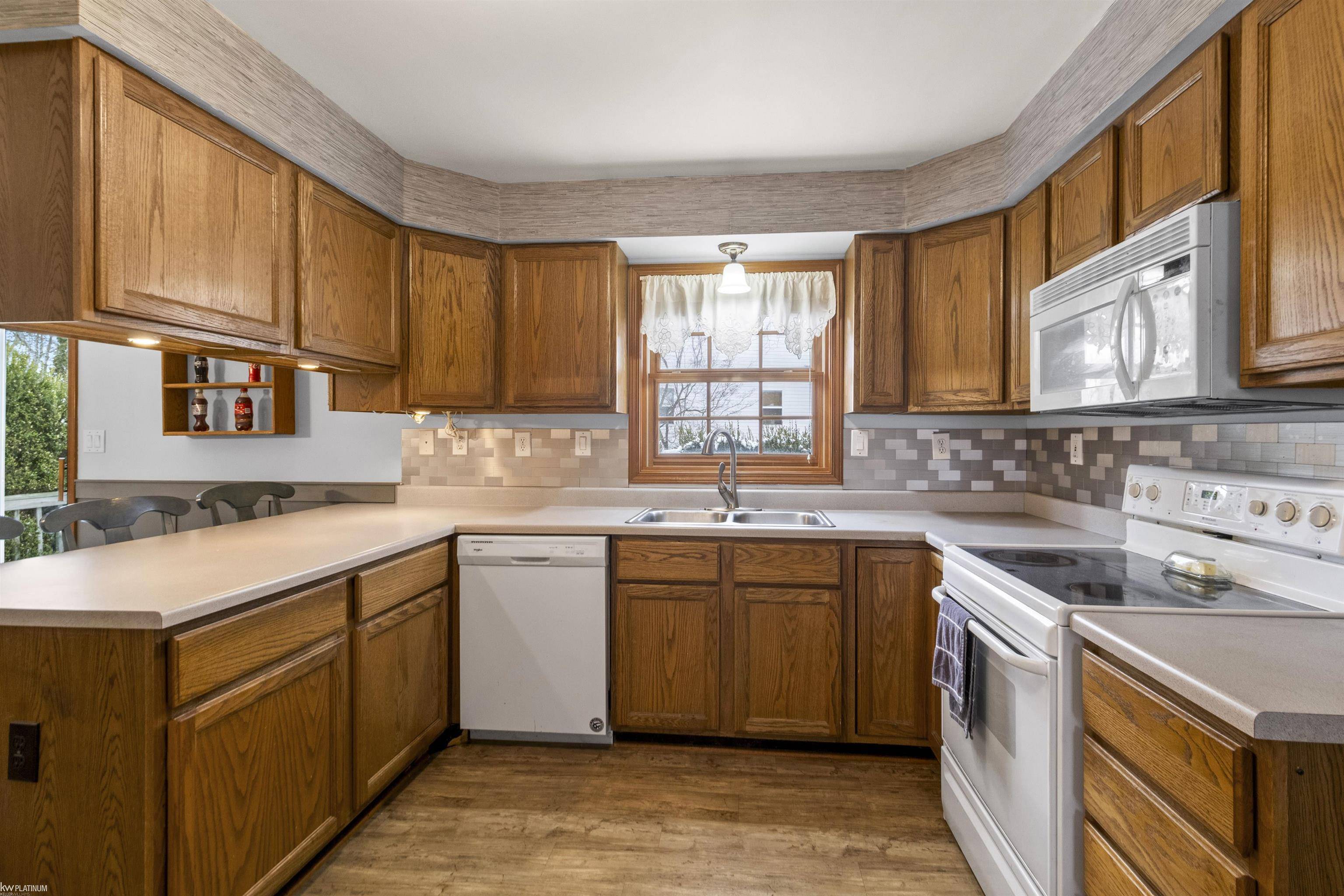 Marysville, MI 48040,422 Colorado AVE