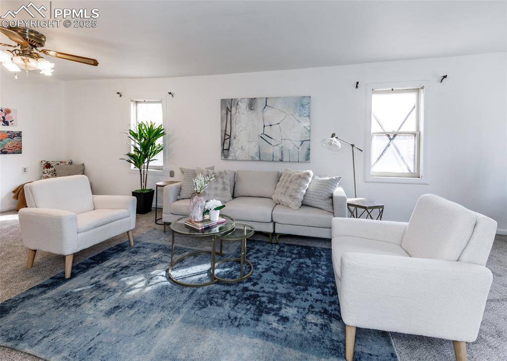 Colorado Springs, CO 80904,2824 W Pikes Peak AVE