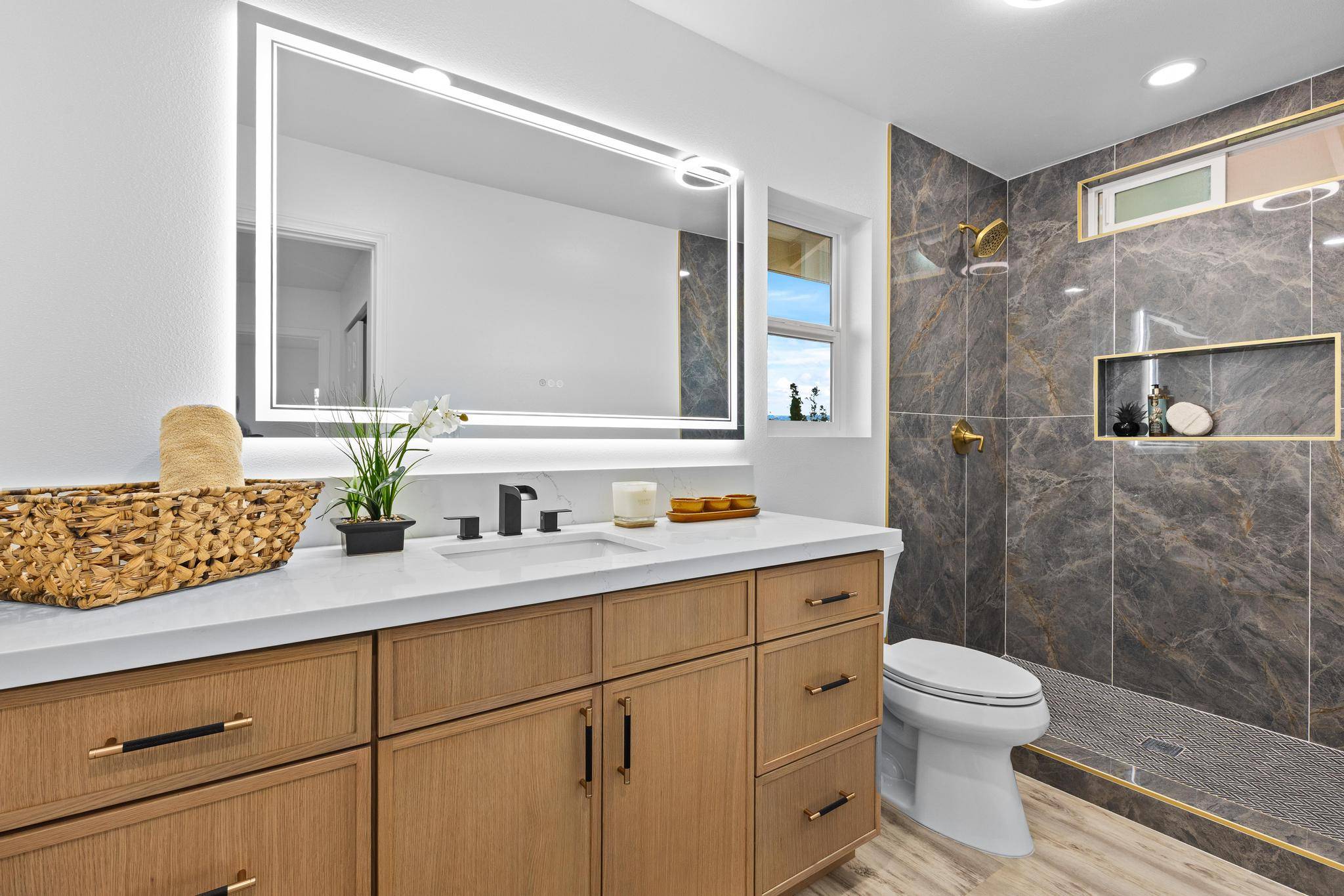 Pahoa, HI 96778,16-2091 MAUNA KEA DR