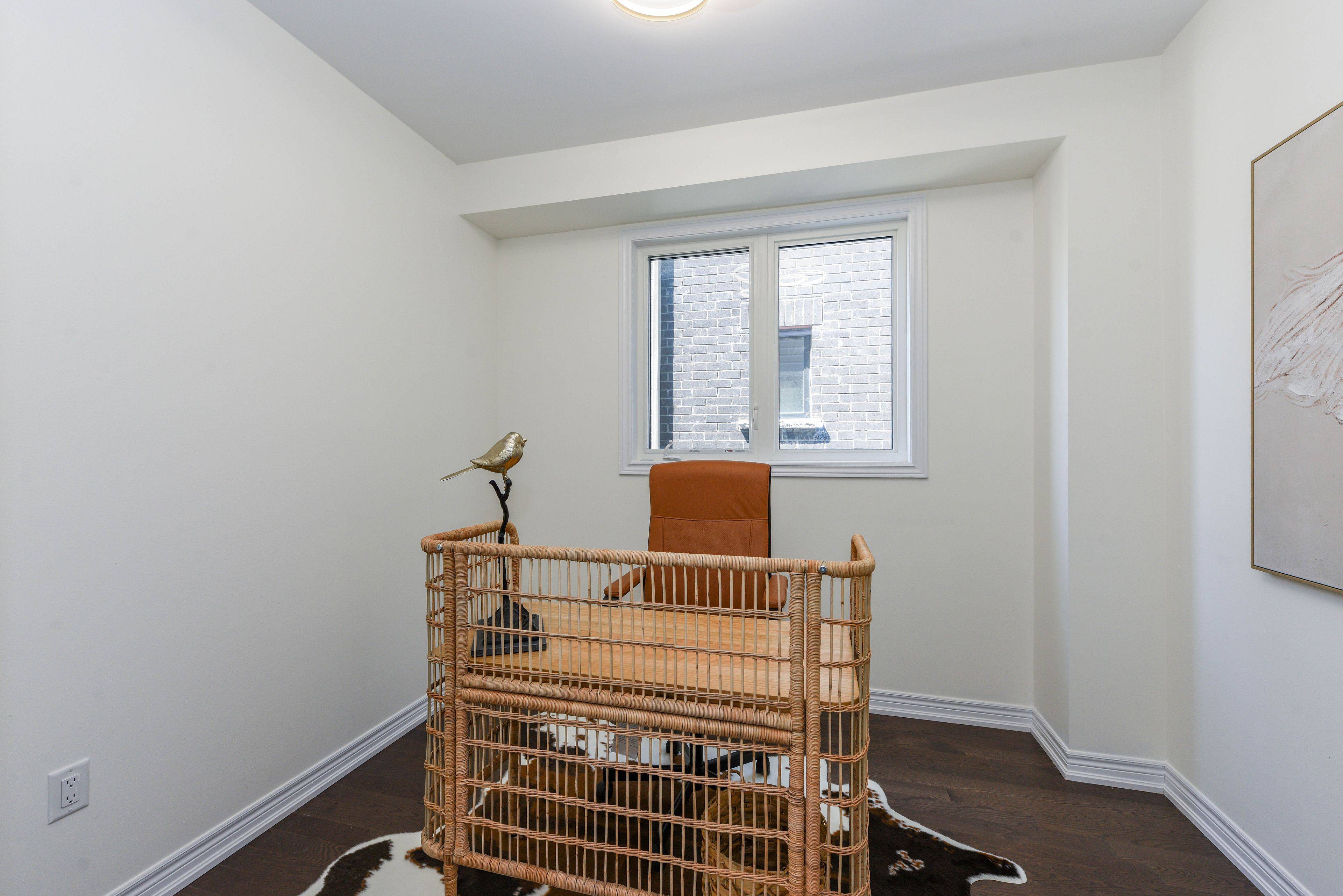 Barrie, ON L9J 0W8,114 Thicketwood AVE