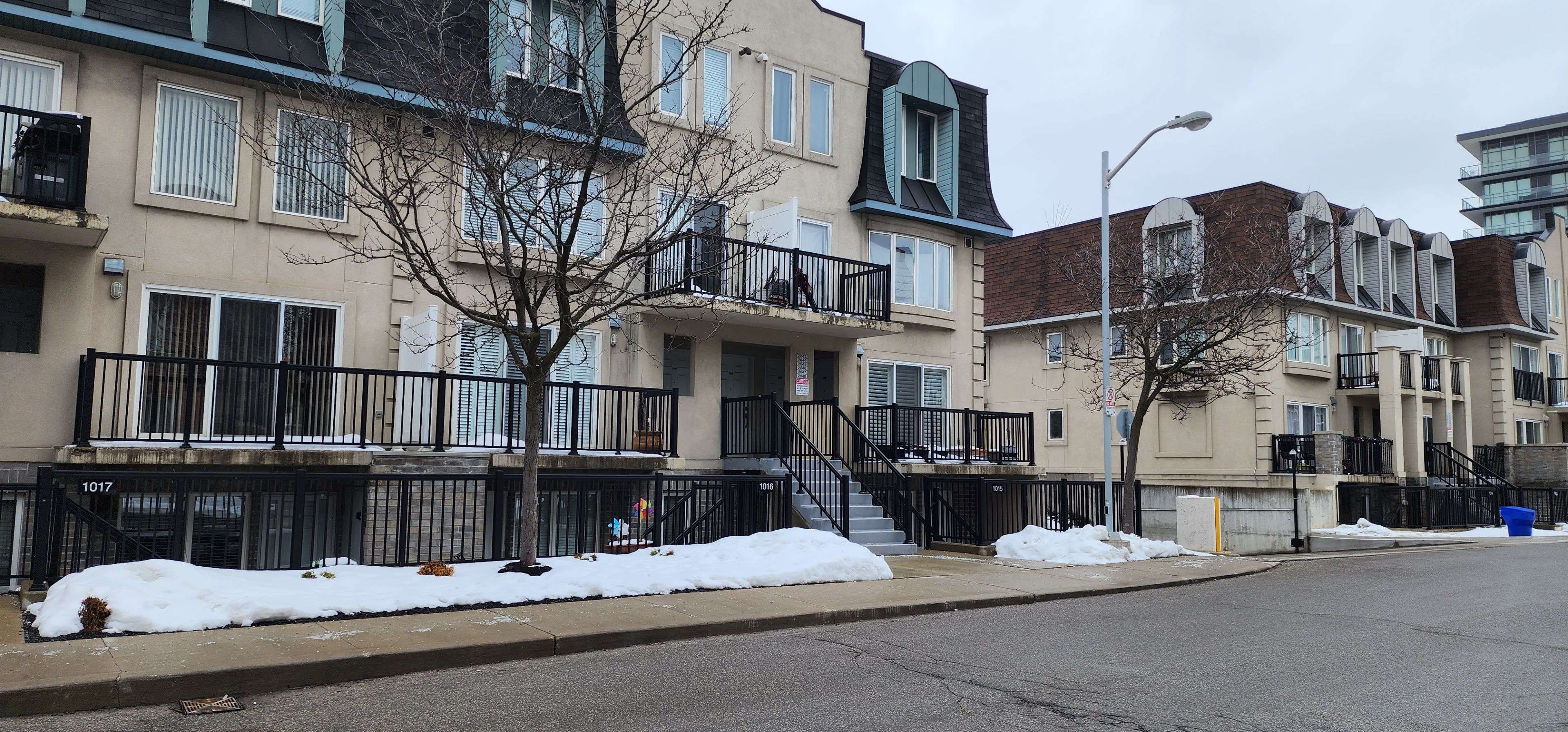 Toronto W05, ON M3M 0A2,75 George Appleton WAY #2048