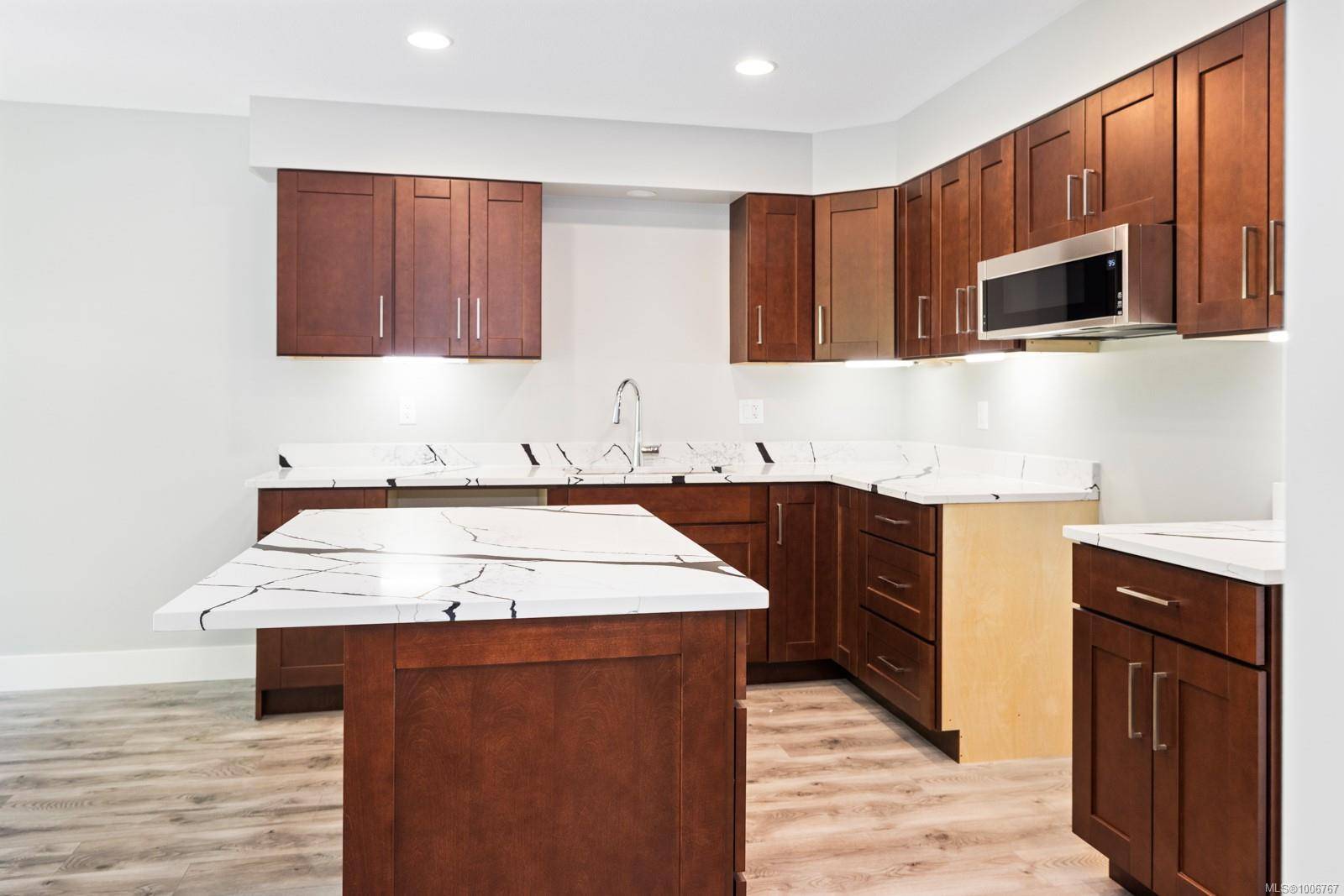 Chemainus, BC V0R 1K0,2899 River Rd #112